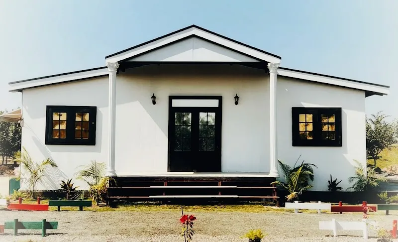 Unique Picture Location