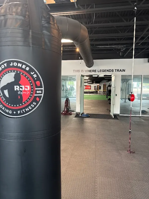 RJJ BOXING + FITNESS