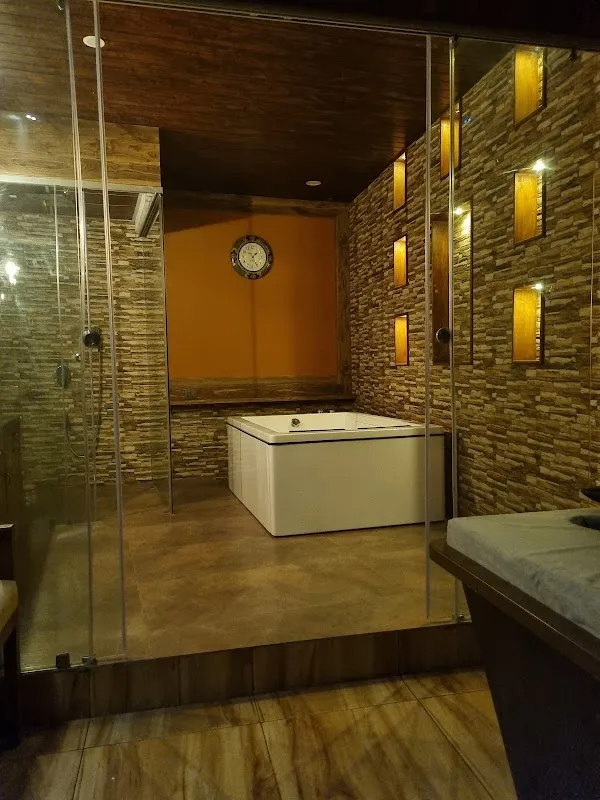 Four Fountains De-Stress Spa