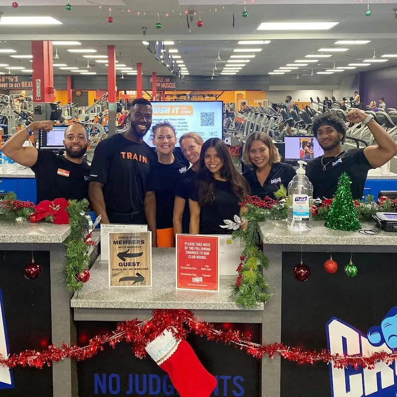 Crunch Fitness - Oakland Park