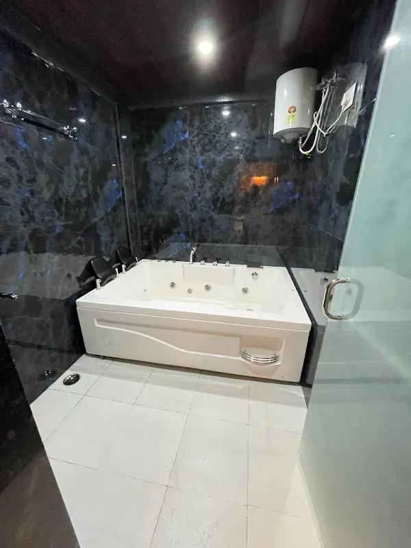 Moksham Spa