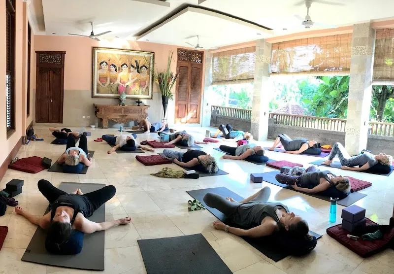 "OM" Time Yoga, Dunsborough