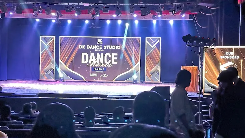 Dk Dance studio