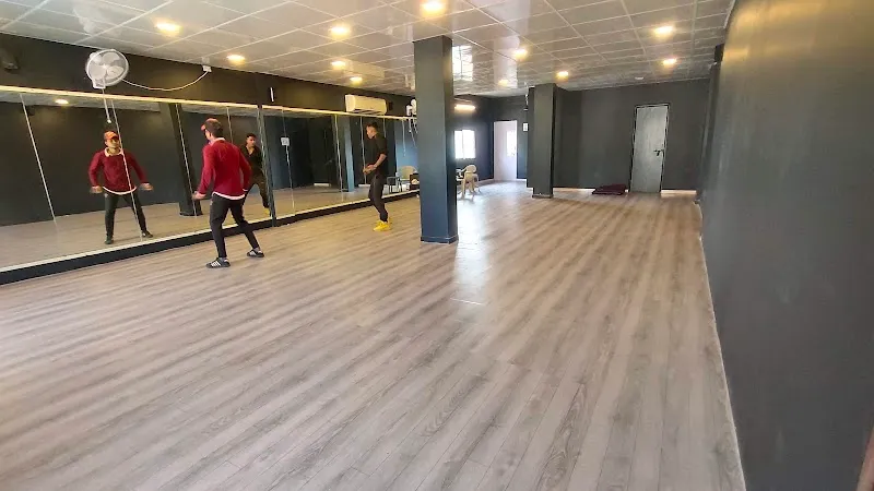 Dk Dance studio