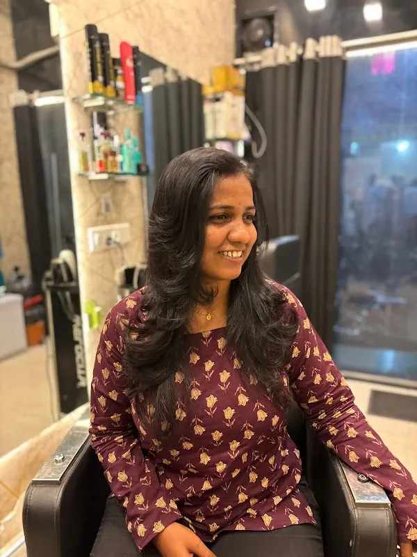 The Square Salon