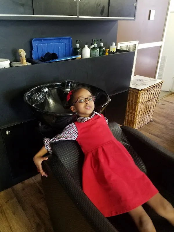 Experience This Hair Salon & Barber Shop
