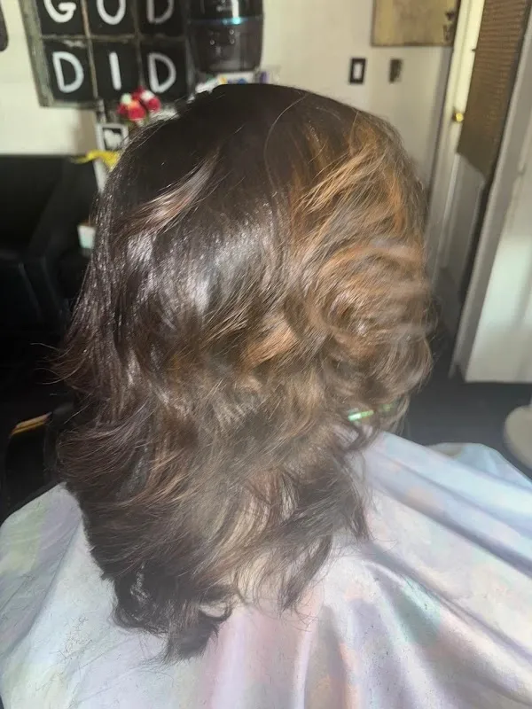 Experience This Hair Salon & Barber Shop