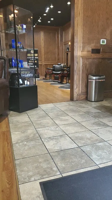 Boardroom Salon For Men - Addison