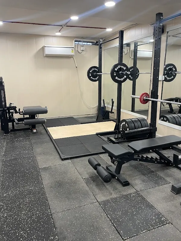 Fitness Manzil - Best Gym In Greater Kailash(GK) | Yoga | HIIT | Zumba | Personal Training