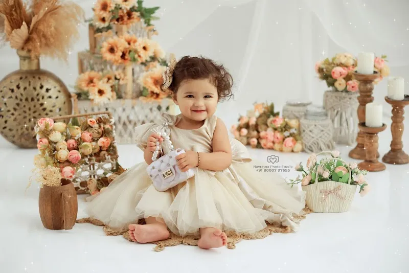 Navratna Photo Studio