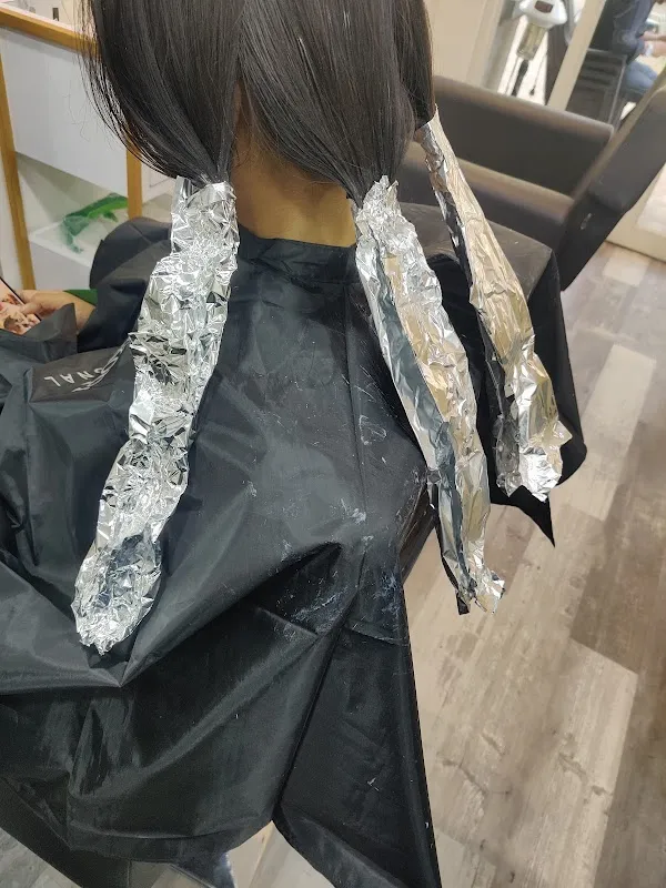 Etheana Unisex Salon