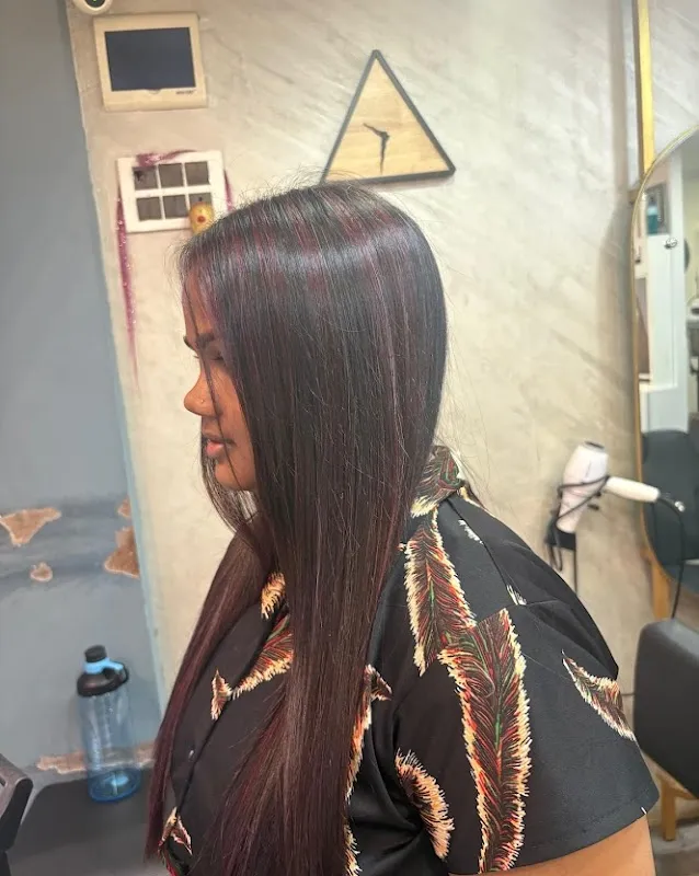 Etheana Unisex Salon