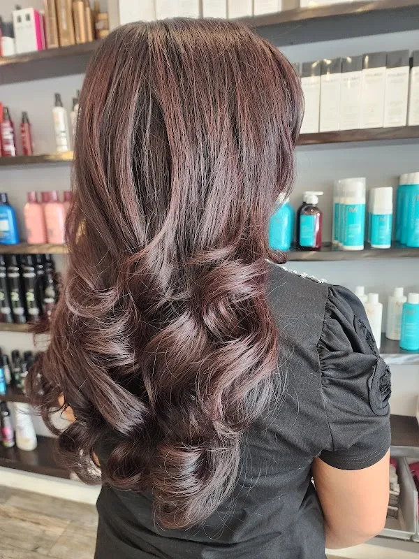 Jacklin K Salon