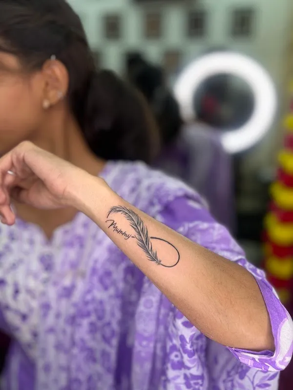 Tattoo holic ink studio
