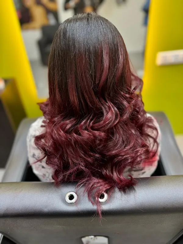 VA Style Lounge Unisex salon