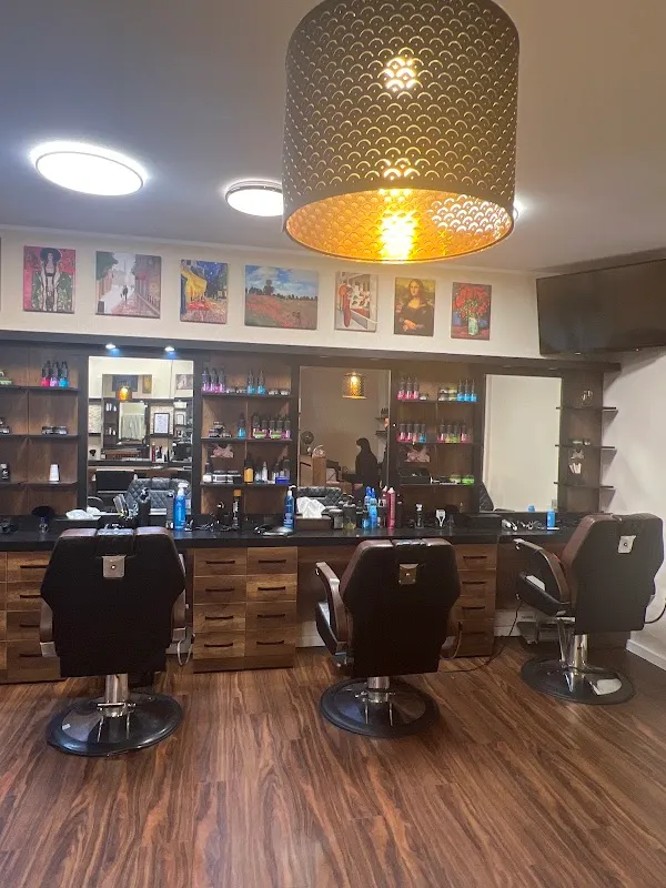 E&R HairLounge
