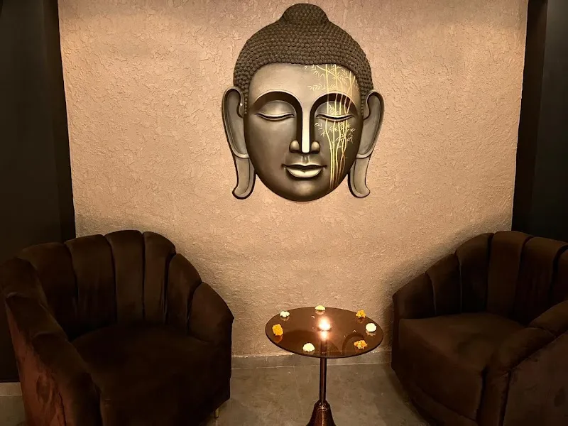 Spa Cave Nigdi, Pimpri-Chinchwad