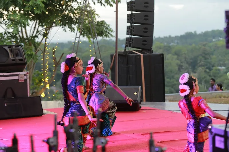 Manjeerem School of Dance