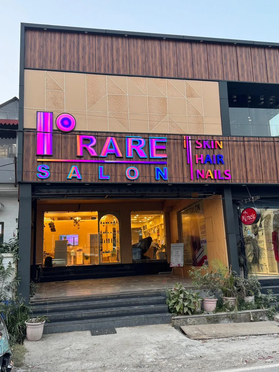 Rare Salon