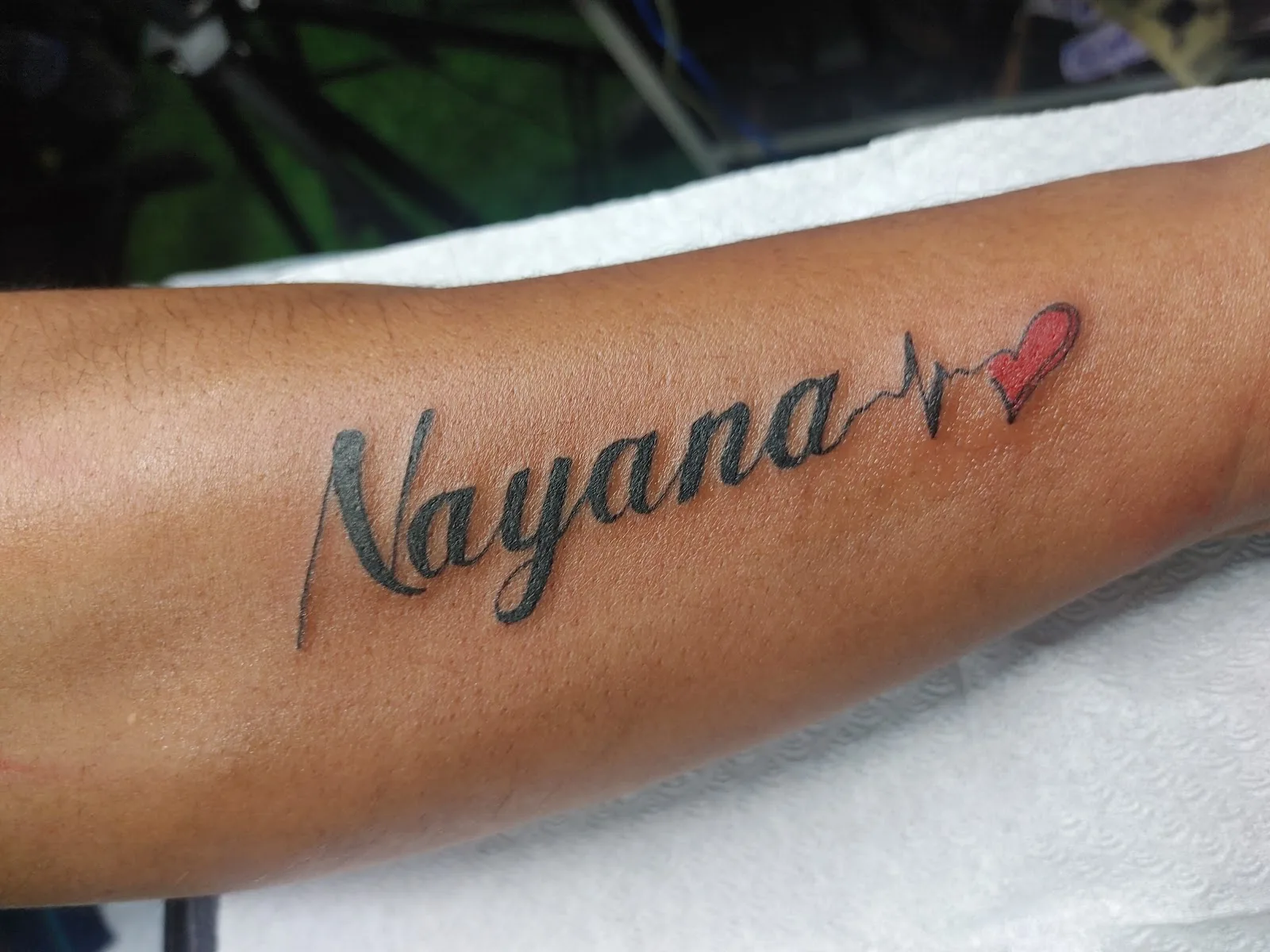 Black ink tattooz & piercing