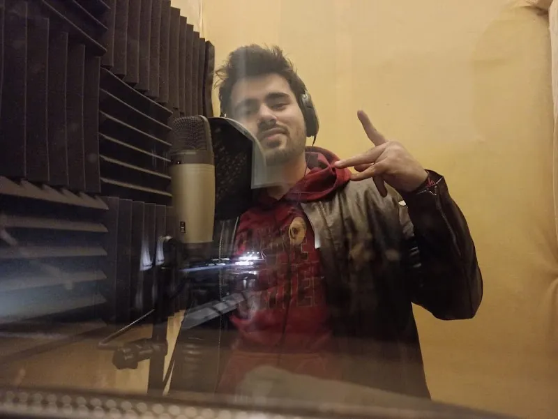 VAAR Music - Best Song Recording And Video Studio
