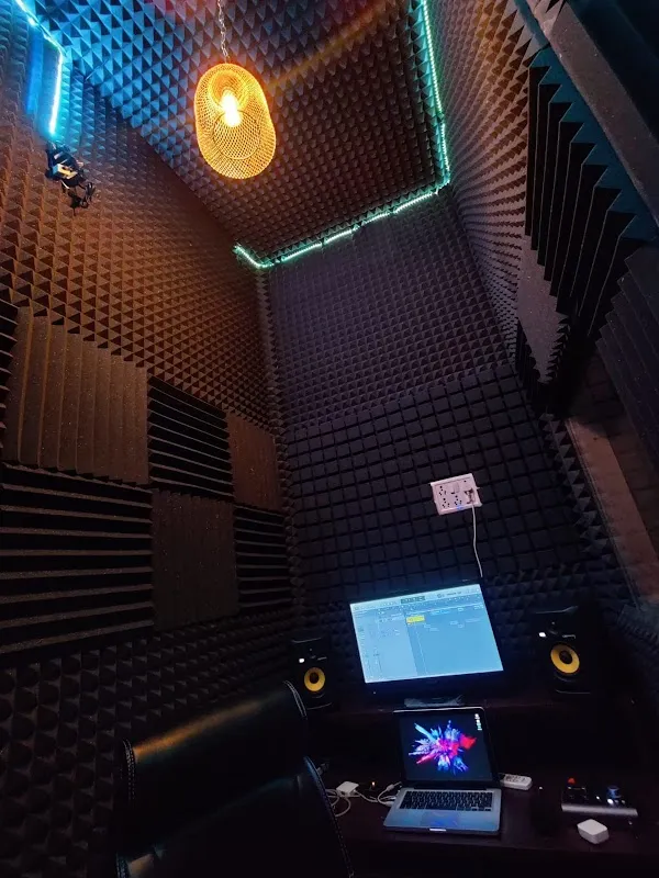 VAAR Music - Best Song Recording And Video Studio