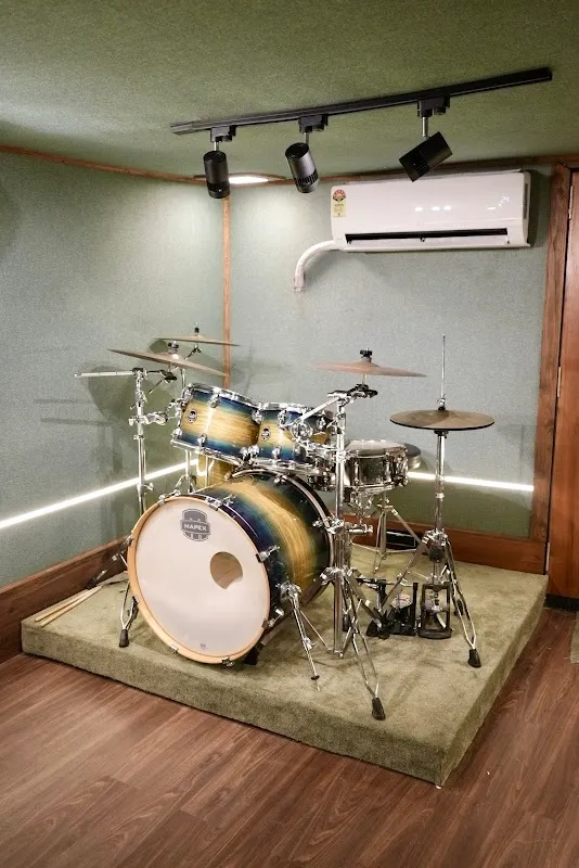 K & B MUSIC STUDIOZ 66