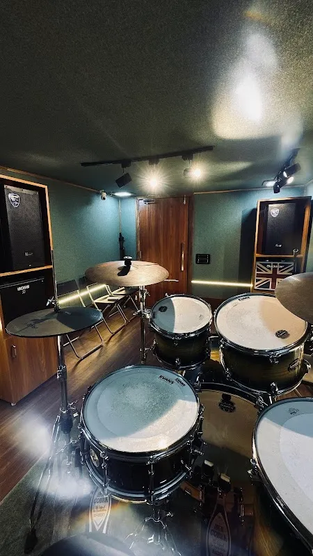 K & B MUSIC STUDIOZ 66