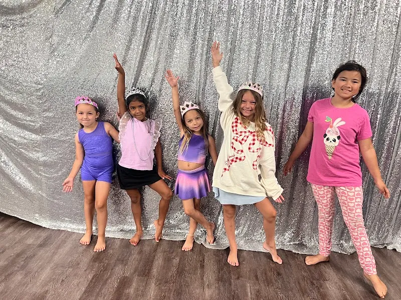 Lua Dance Club Studio