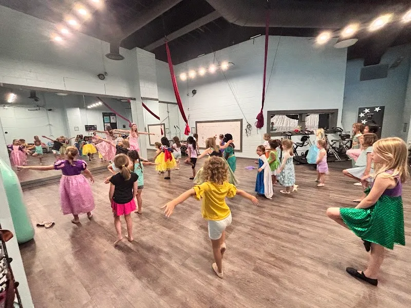 Lua Dance Club Studio