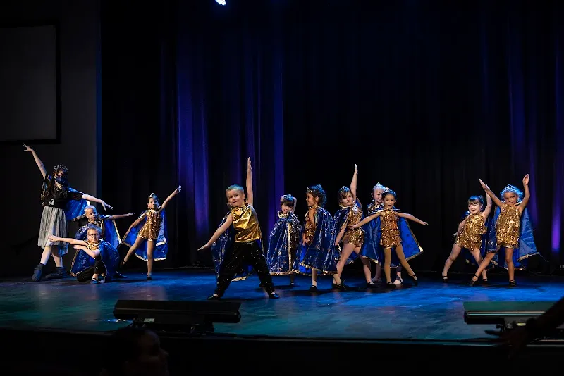 Lua Dance Club Studio