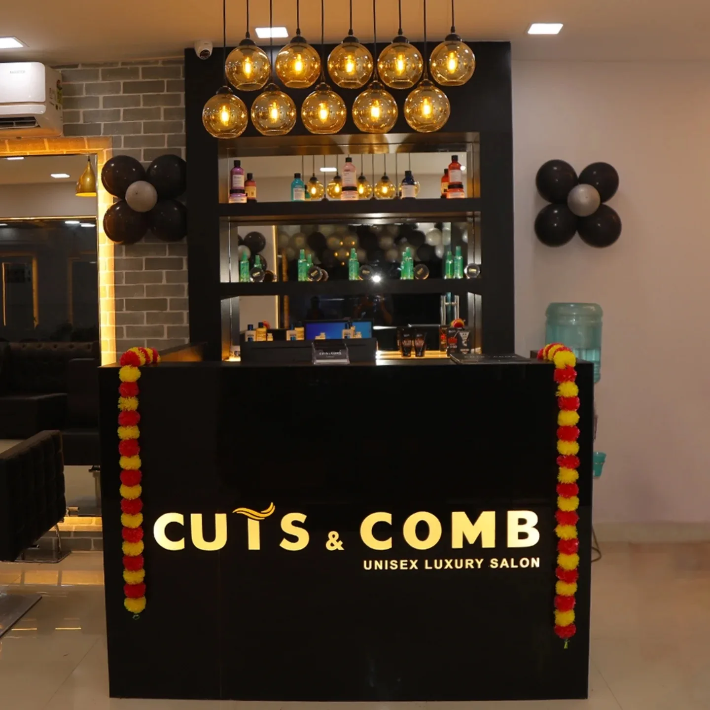 Cuts & Comb Unisex Salon – Adambakkam