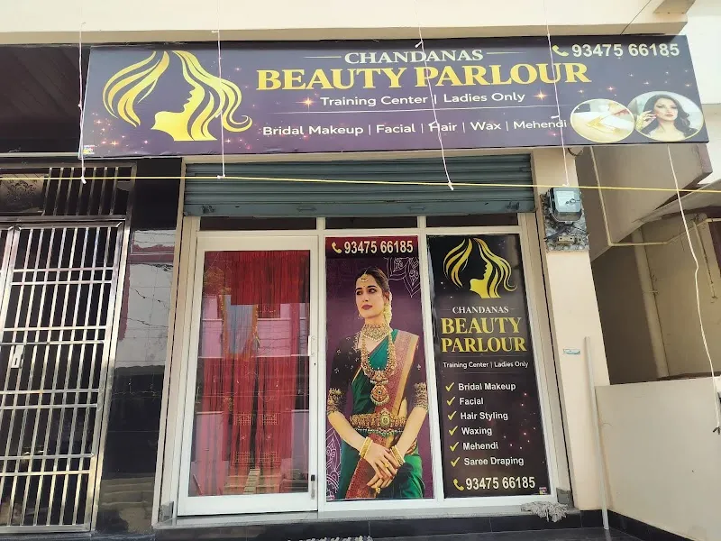 CHANDHANAS BEAUTY PARLOUR