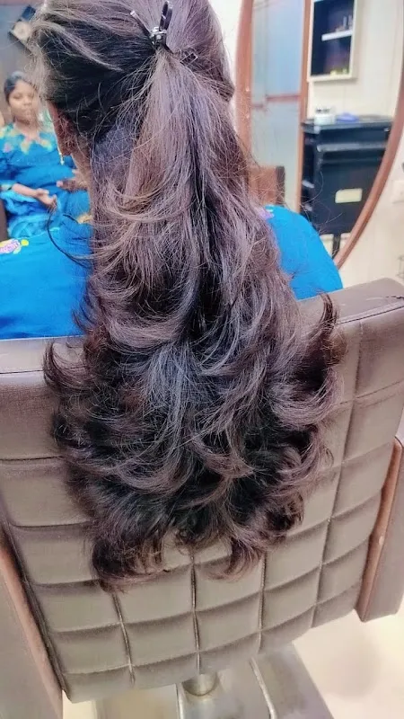 R2 SALON