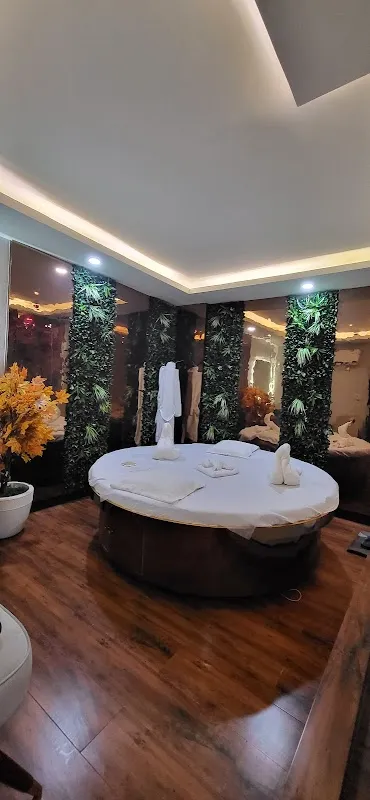 Rumaan Luxury Spa