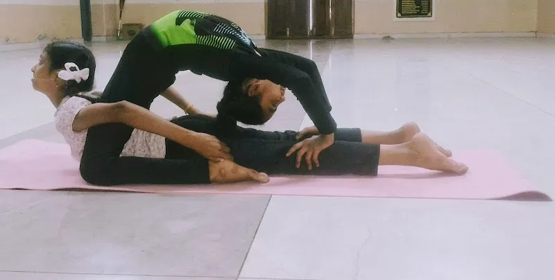 FITNESS FREAK YOGA STUDIO