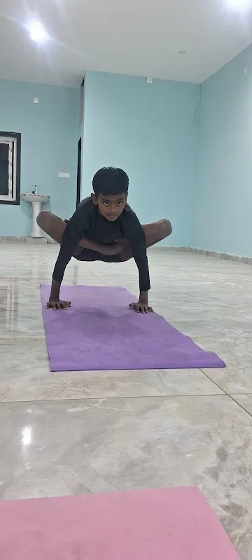 FITNESS FREAK YOGA STUDIO