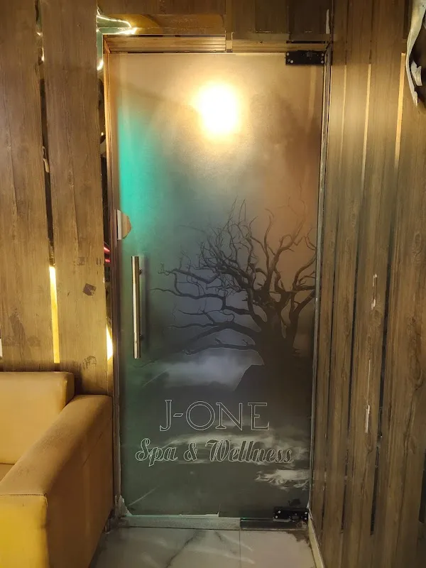 The J-One Spa Pitampura-Best Spa in Pitampura | Spa in Pitampura | Luxury Spa in Pitampura