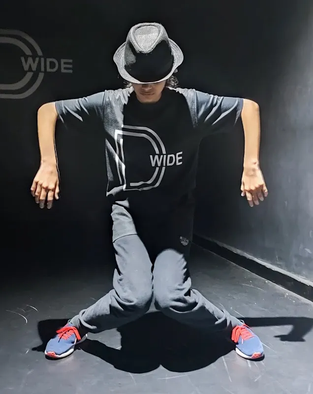 D Wide Dance Academy