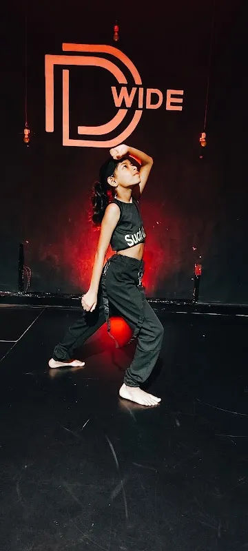 D Wide Dance Academy
