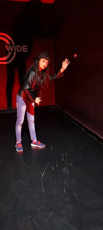 D Wide Dance Academy