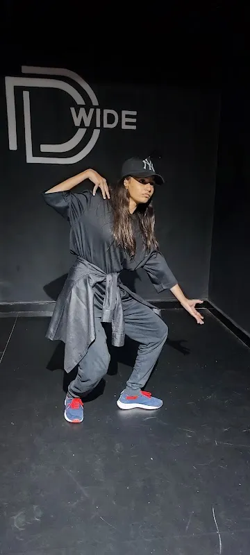 D Wide Dance Academy