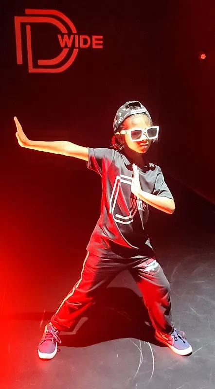 D Wide Dance Academy