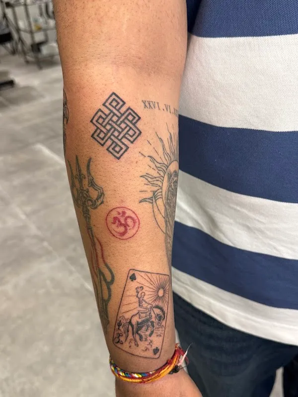 Aliens Tattoo Delhi