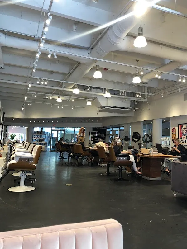 IGK SALON