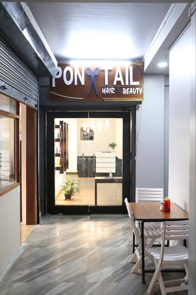 Ponytail Salon