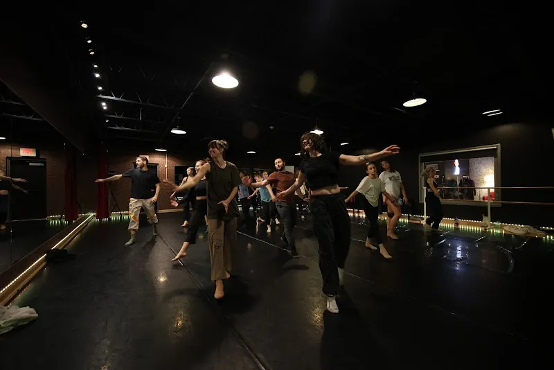 fireWALL dance theater