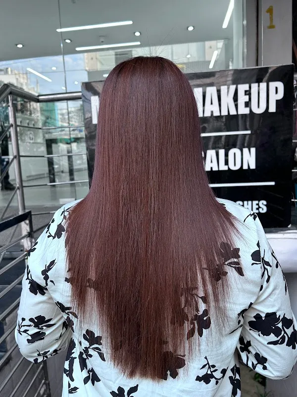 Madam makeup unisex salon and academy
