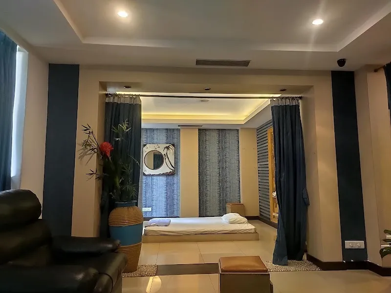 Pal Heights Seven Seas Spa