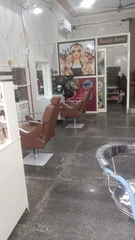 BLUSH N GLOW BY CHANDA SALON